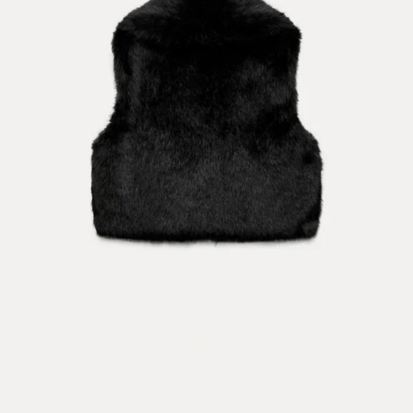 ZARA FAUX FUR VEST - Picture 5 of 6